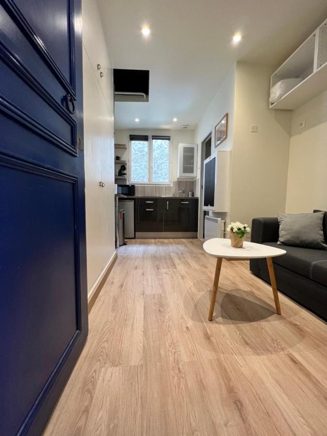 Studio Neuf Entierement Equipe Et Bien Situe. Apartment Париж Екстериор снимка